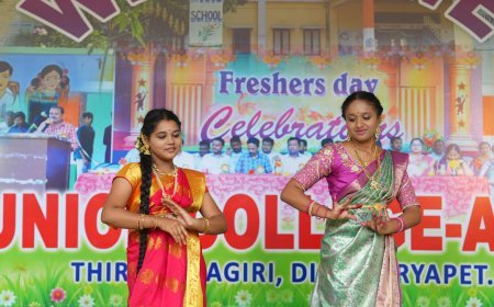 విద్యార్థులు కష్టపడి చదివి ఉన్నత శిఖరాలను అధిరోహించాలి