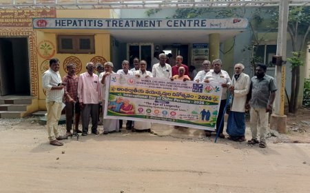 వయోవృద్ధుల కోసం ఉచిత ఆరోగ్య శిబిరం