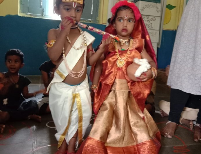 అంగనవాడి సెంటర్లోలో ఘనంగా కృష్ణాష్టమి వేడుకలు 