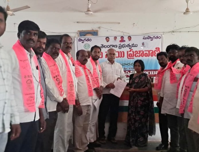 6 గ్యారెంటీలు 420 హామీలను అమలు చేయాలి