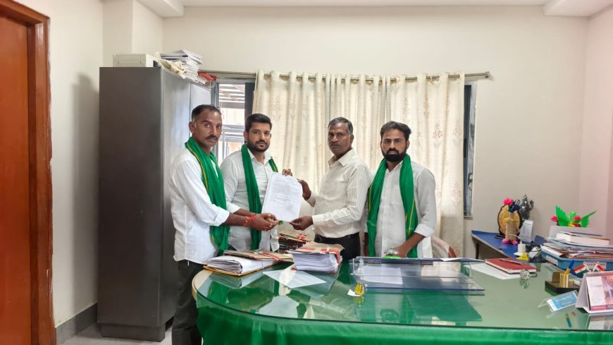 ప్రైవేట్ స్కూళ్ల అధిక ఫీజుల దోపిడీకి అడ్డుకట్ట వేయాలి. లంబాడి విద్యార్థి సేన