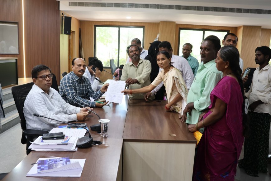 ప్రజావాణి దరఖాస్తులను ఎప్పటికప్పుడు పరిష్కరించాలి